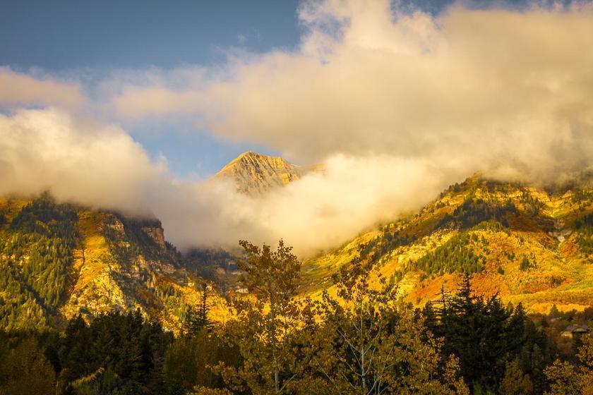 Вилла Hideaway Above The Stream Sundance, Utah Экстерьер фото
