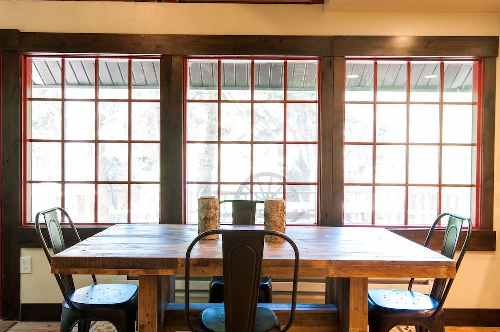 Вилла Hideaway Above The Stream Sundance, Utah Экстерьер фото