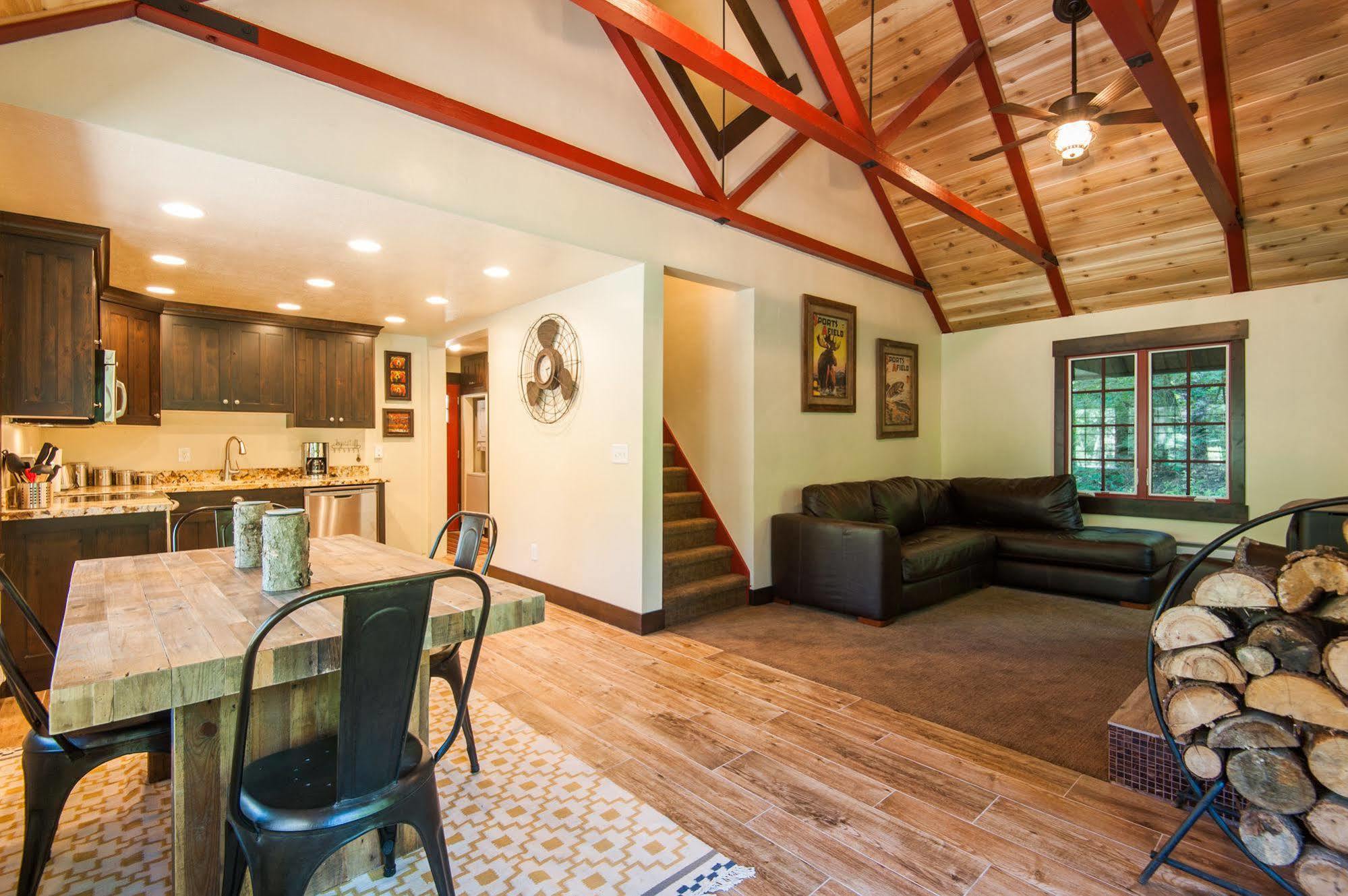 Вилла Hideaway Above The Stream Sundance, Utah Экстерьер фото