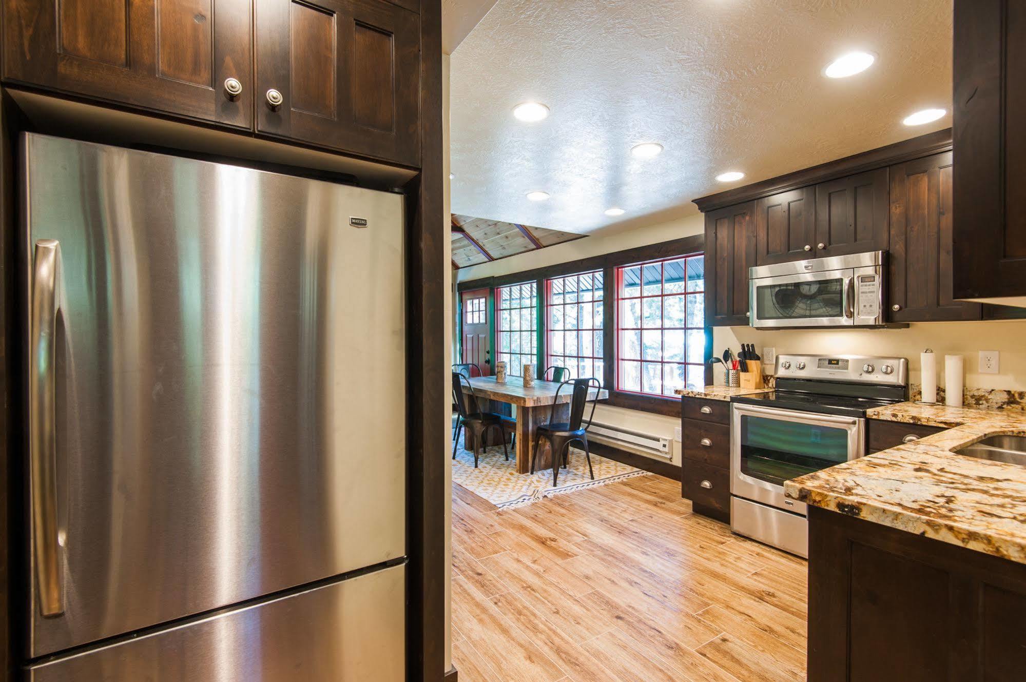 Вилла Hideaway Above The Stream Sundance, Utah Экстерьер фото